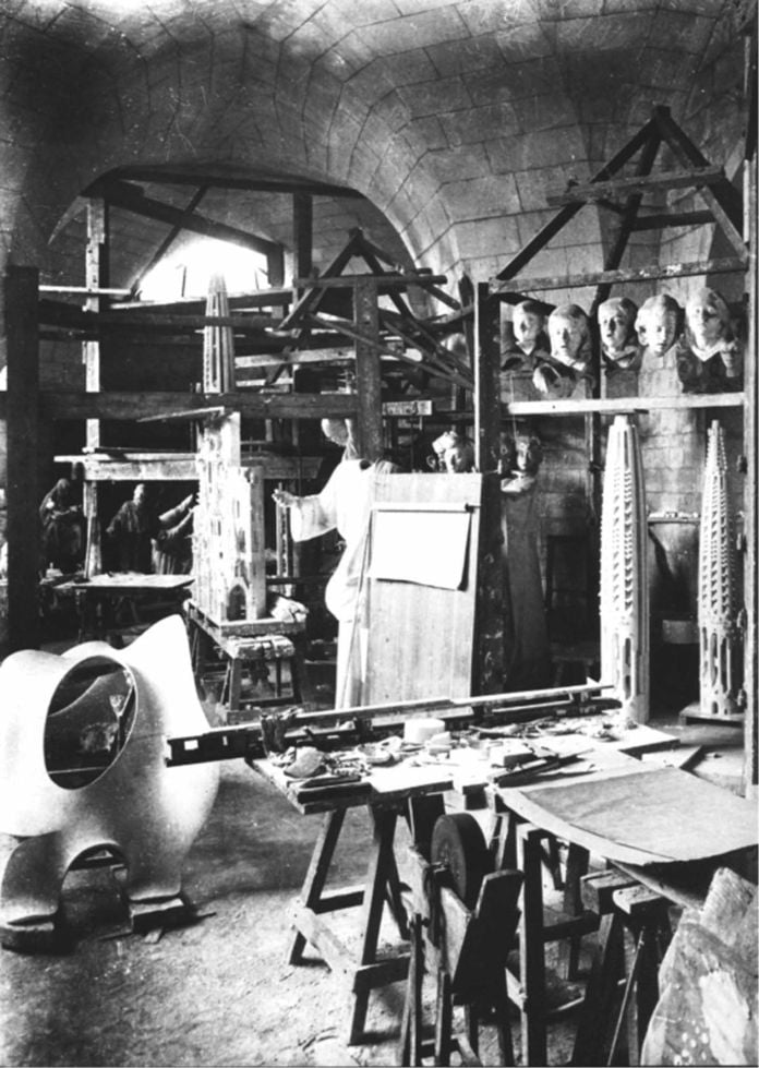 El taller de la Sagrada Familia (1926)