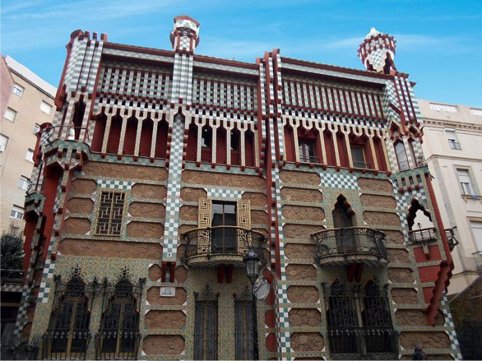 Casa Vicens, de Antoni Gaudí.